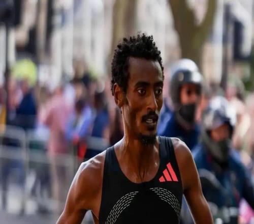 科杰查：好消息是首马破2坏消息是名次没破2人类“破二”系列报道05