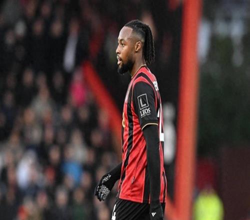 冬窗头号重磅交易!英超豪门为何集体抢这位前锋