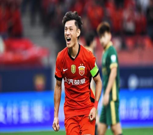 中超争冠夜!海港30大胜浙江,距离卫冕一步之遥,压力给到成都