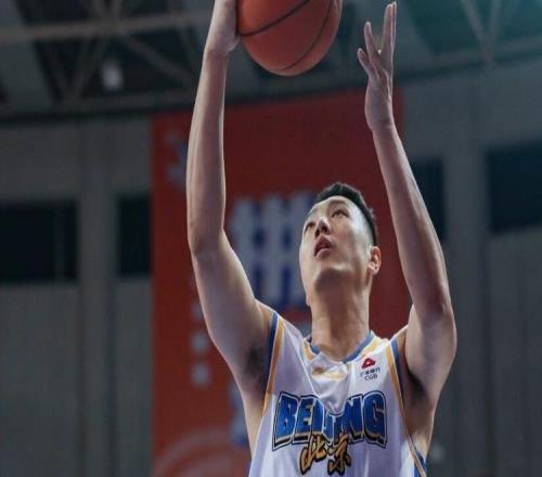 CBA積分榜亂套！青島男籃罕見(jiàn)崩盤廣東男籃首敗浙江隊(duì)3連勝反彈