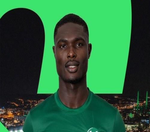 官方:沃尔夫斯堡签下巴塞尔后卫阿杰蒂据悉转会费950万欧