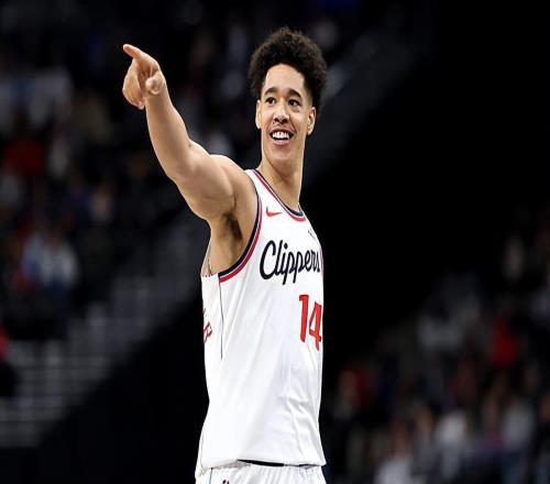 拿到大量出場(chǎng)時(shí)間后立刻有所發(fā)揮，快船會(huì)給內(nèi)線新秀多些機(jī)會(huì)嗎