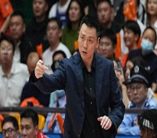 CBA半決賽“京滬大戰”，心態不穩的上海男籃輸得不冤，能否戰至第五回合