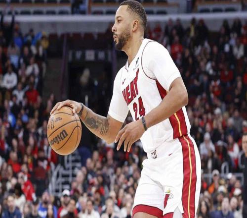 火药味,凯尔特人与热火的比赛中雨果冈萨雷斯和鲍威尔起冲突