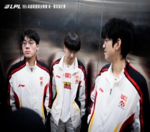 LPL发布WBG赛后返图：得失皆为序章，前路依旧坦荡