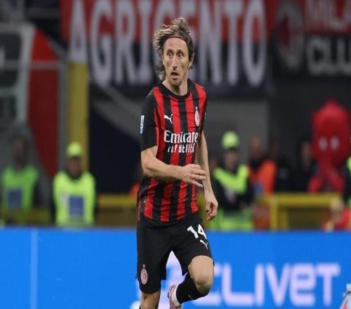 意甲前11轮全部首发场均88分钟,罗体:米兰已开始谈魔笛续约