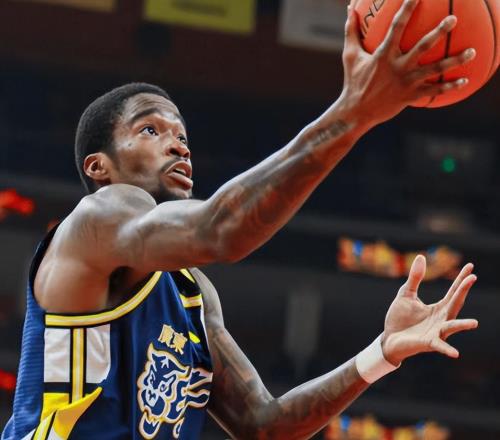 CBA最新积分榜:广东4连胜升第1,北京1分险胜,山西3连败排第8