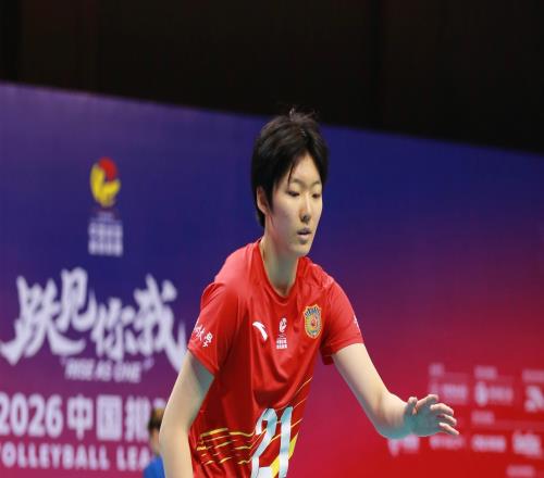 恭喜！中國女排16歲1米90新星崛起：10分+5次攔網(wǎng)，趙勇提拔她