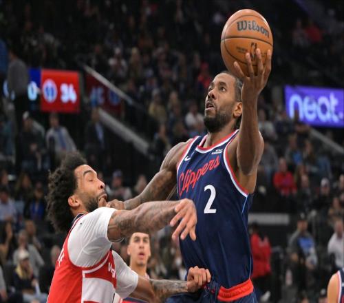 盧指導(dǎo)說(shuō)到做到帶隊(duì)北伐，萊昂納德正式表態(tài)，一人卻扎心了