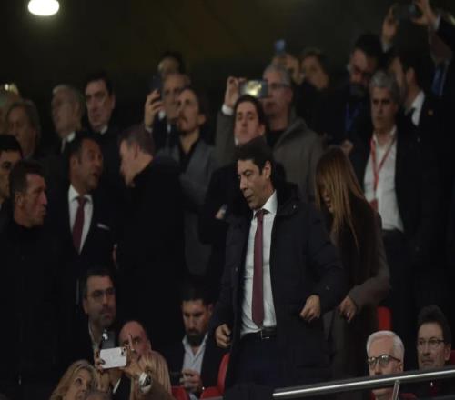 科贝称鲁伊科斯塔和皇马工作人员发生肢体冲突，本菲卡：假