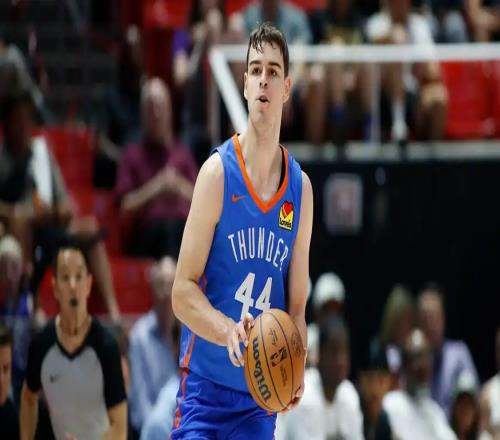 太倒霉!突发癌症+连续2年赛季报销,他才20岁啊,真的是命运多舛