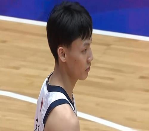 气势如虹!广东完美压制新疆,胡明轩三分建功,麦考尔首秀满分