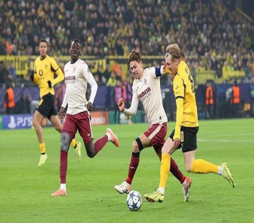 欧冠:多特蒙德4比0比利亚雷亚尔吉拉西双响