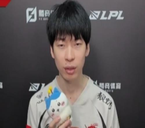 Hope：不知道missing現在過得怎麽樣，希望他一切都好吧