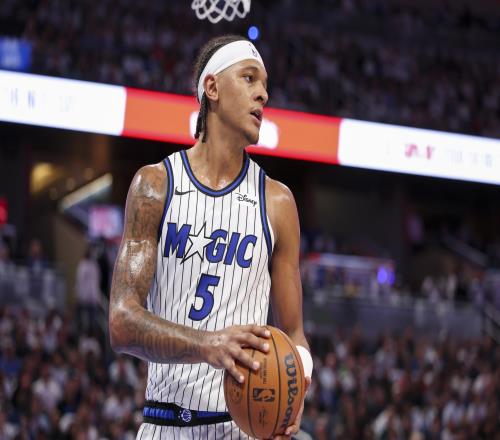 继续空砍!班凯罗16中7空砍24分11篮板7助攻