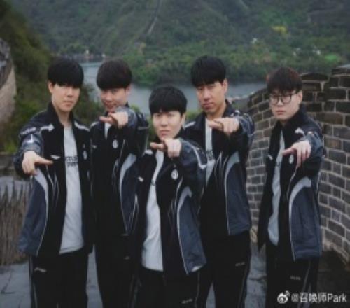 爆料人:LNG这个转会期预算不多打野沟通过Jiejie和北川都没定下来