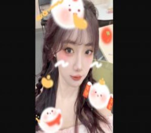 Rookie与小钰分手后续：小钰个人微博账号已取关Rookie