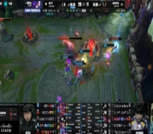 管泽元:感觉KT第一把这个状态像要速通了CFOBO5人晕晕的