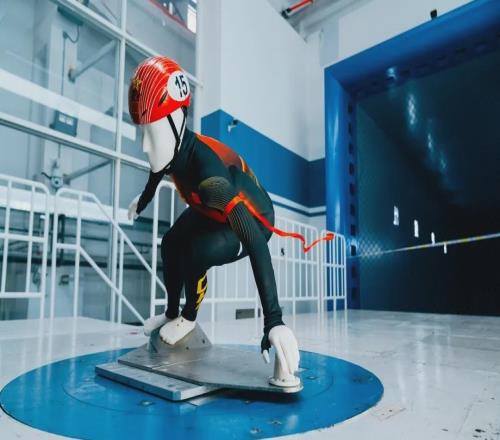 为0.01秒，中国体育品牌拼了