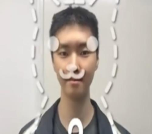 GEN晒Chovy选手整活日常:Yay上班上班