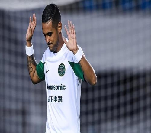 申花刚在阿联酋开始冬训,斯卢茨基就立马做出重要决定,引发热议