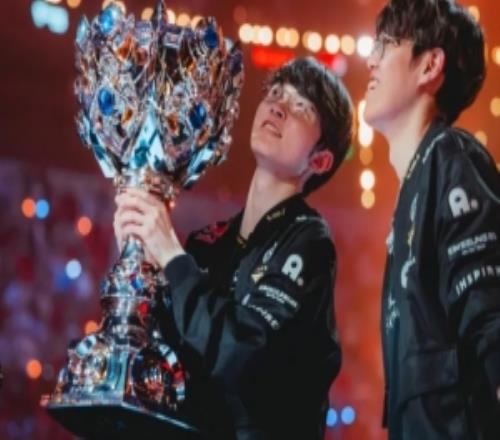 Faker：熱情讓我一直參賽和最強選手們一起競爭意義非凡