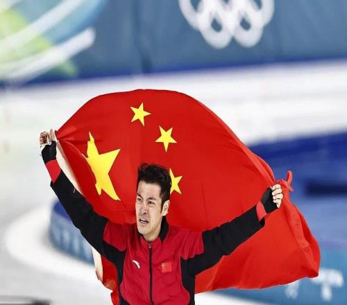 亞洲閃電！寧忠巖冬奧會1500米速度滑冰破奧運會紀錄奪冠