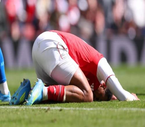 TA：枪手在比赛中显得畏手畏脚，状态距离冠军水准相差甚远