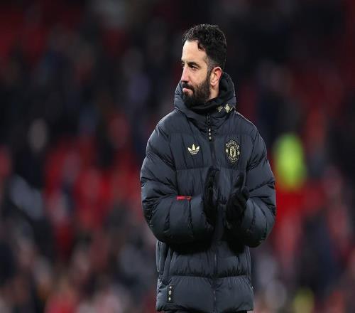 进步显著,曼联比上赛季同期多拿了8个积分