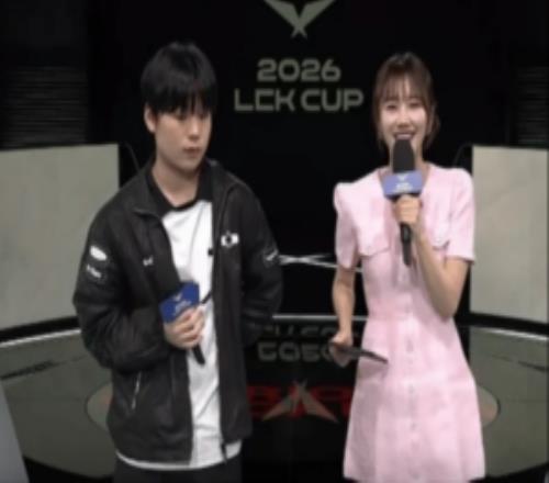 賽後采訪Smash:T1是我的老東家,我會想竭盡全力拿下這場勝利