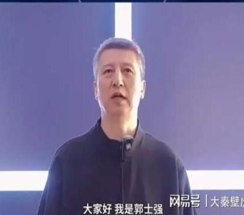 CBA瘋狂一夜！衛(wèi)冕冠軍慘敗原因曝光，廣東遭絕殺，杜峰臉色鐵青