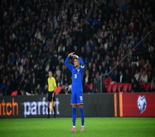 队报:由于持续的脚踝伤势,姆巴佩周末出战赫塔菲存疑