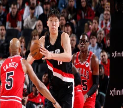 杨瀚森NBA生涯达到20分:4中1仅2+2+1末节被弃用距周琦仅差4分