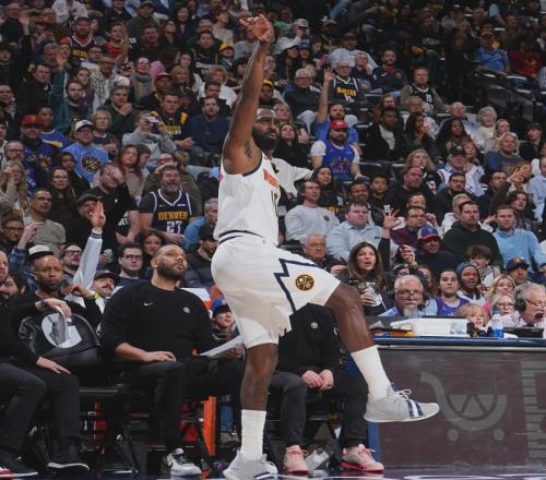 三分10中7！追平歷史紀錄！NBA星二代正式翻身