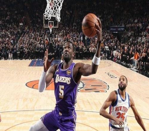 跌出西部前6！东契奇空砍30+15+8，湖人100112不敌尼克斯