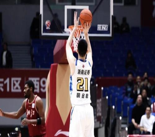 胡金秋超越陶汉林,升至CBA历史篮板榜第8位