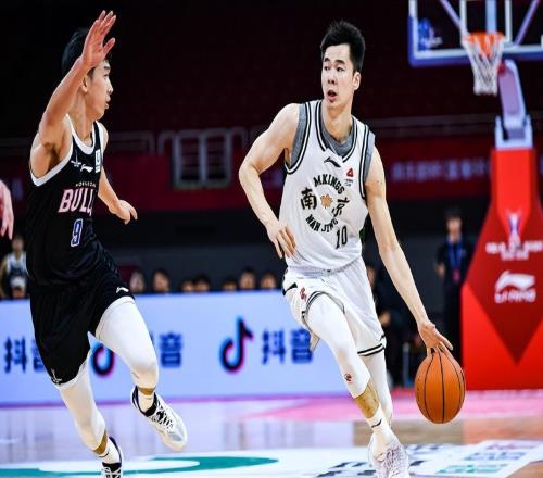 广东男篮揭幕战!主场迎战南京,杜锋拒绝爆冷