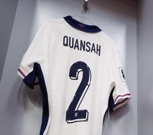 首发出战阿尔巴尼亚,22岁夸安萨英格兰成年队首秀