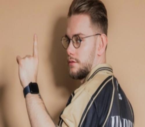 赛事官方转发Inspired言论：我五进决赛四次夺冠，不会输的