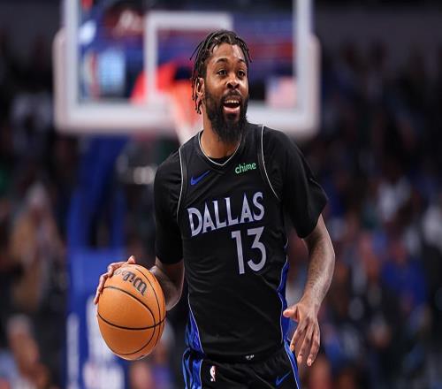 湖人也防不住他的抛投!可惜独行侠锋线大将很难起到更大的作用