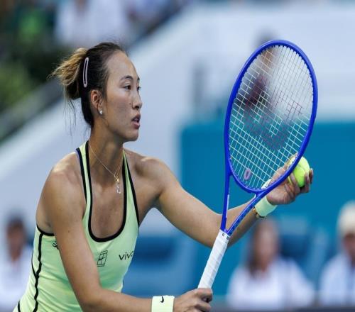 排名下滑保分難度陡升，鄭欽文的紅土賽季注定麵對更多挑戰