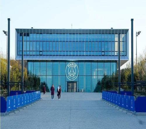 隊(duì)報(bào)：巴黎圣日耳曼預(yù)備隊(duì)負(fù)責(zé)人即將離任，可能轉(zhuǎn)投利物浦