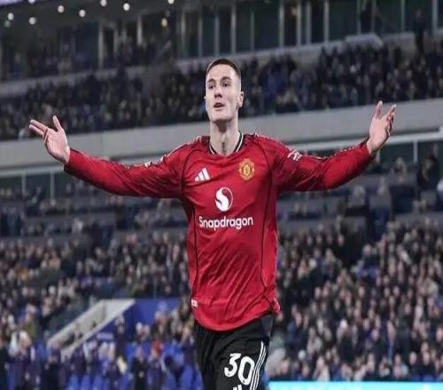 没有什么惊天创造,卡里克能连战连捷,不过是尊重基础规律罢了