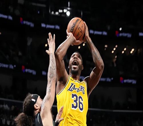 湖人111103鹈鹕3喜1忧！斯玛特作用明显，艾顿被激活，替补太差