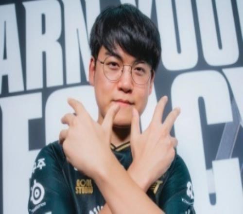 韩网小道:HLE给Guma的报价超过20亿韩元,准备了两年合同