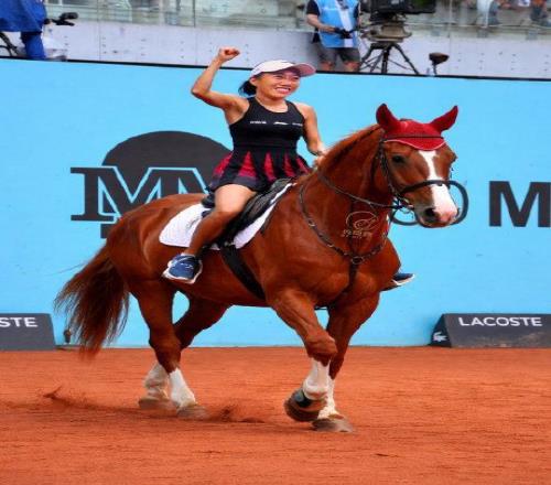 张帅抢十上演极限逆转惊险过关，郑钦文今战肯宁网友提出担心原因