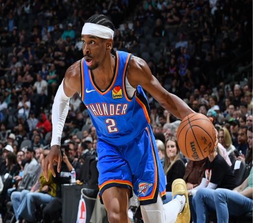 亚历山大26中14轰31分9板,过去2场仅获得4次罚球