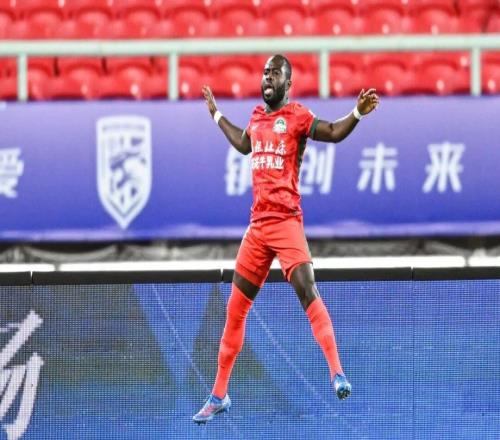 專(zhuān)題河南隊(duì)2025：用汗水與血性，書(shū)寫(xiě)一段逆境重生傳奇