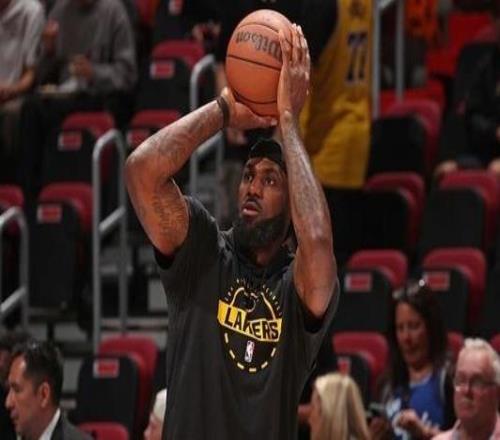 “最长的河”正式加冕詹姆斯荣膺历史出场王!