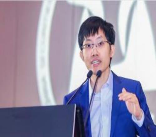 忙着做量化多次跳票后梁文峰回应DeepSeekV4发布时间：4月下旬正式发布